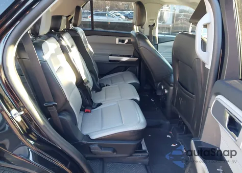 2021 Ford Explorer Xlt z USA, uszkodzony, nr VIN 1FMSK8DH0MGA67062